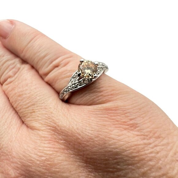 Womens Ring 10K White Gold Champagne Cubic Zirconia 3.9 Gram Size 7.5 - Picture 2 of 12